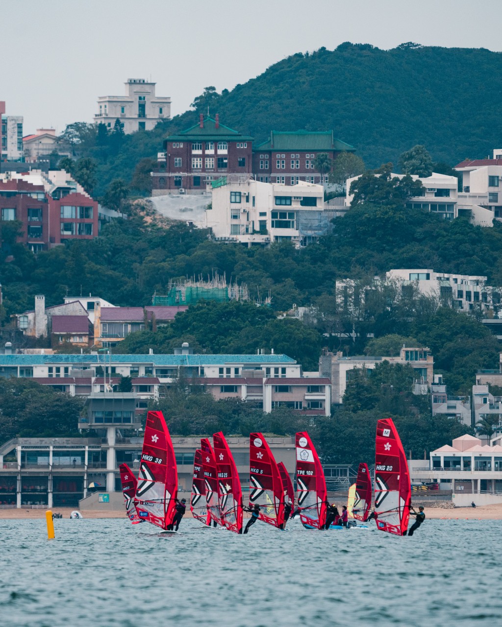 港隊代表連日在赤柱「主場」積極備戰。 香港滑浪風帆總會圖片