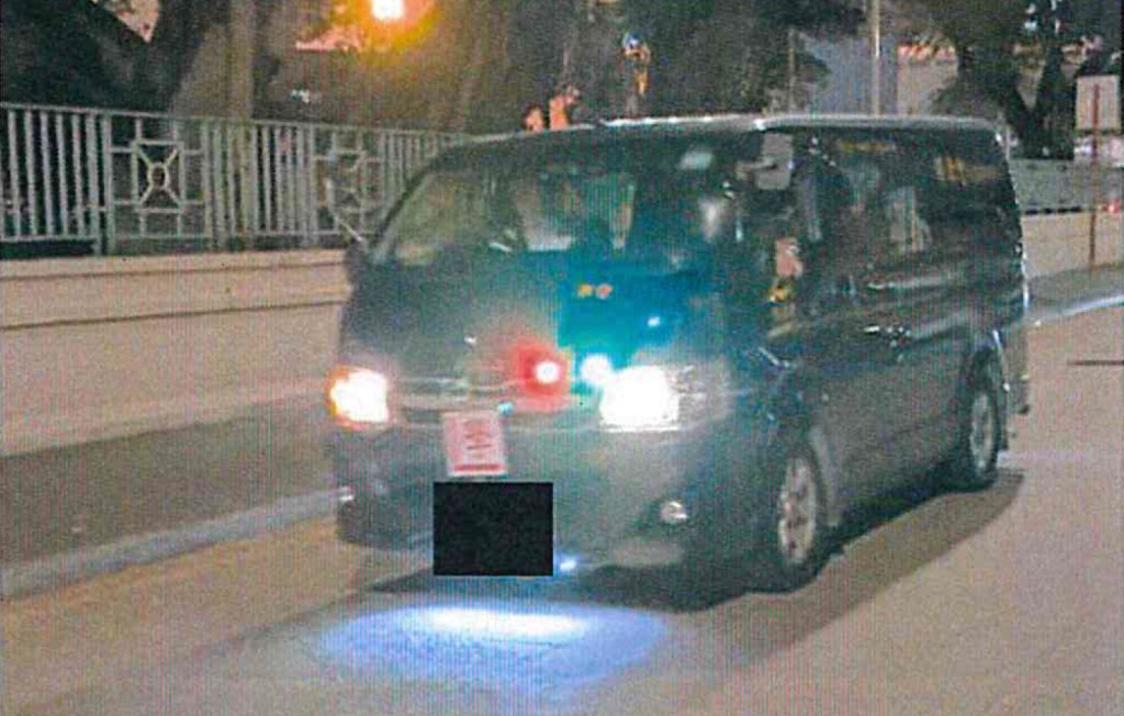 新規例下，考試車輛不可加裝發光燈。運輸署文件
