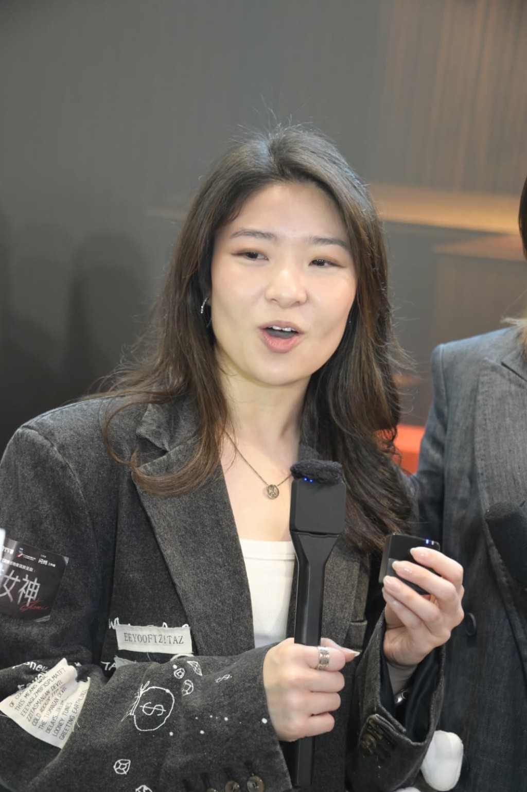 已故許紹雄女兒許惠菁以嘉賓身份現身。