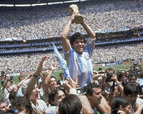 阿根廷球王馬勒當拿去年11月25日病逝。AP圖片