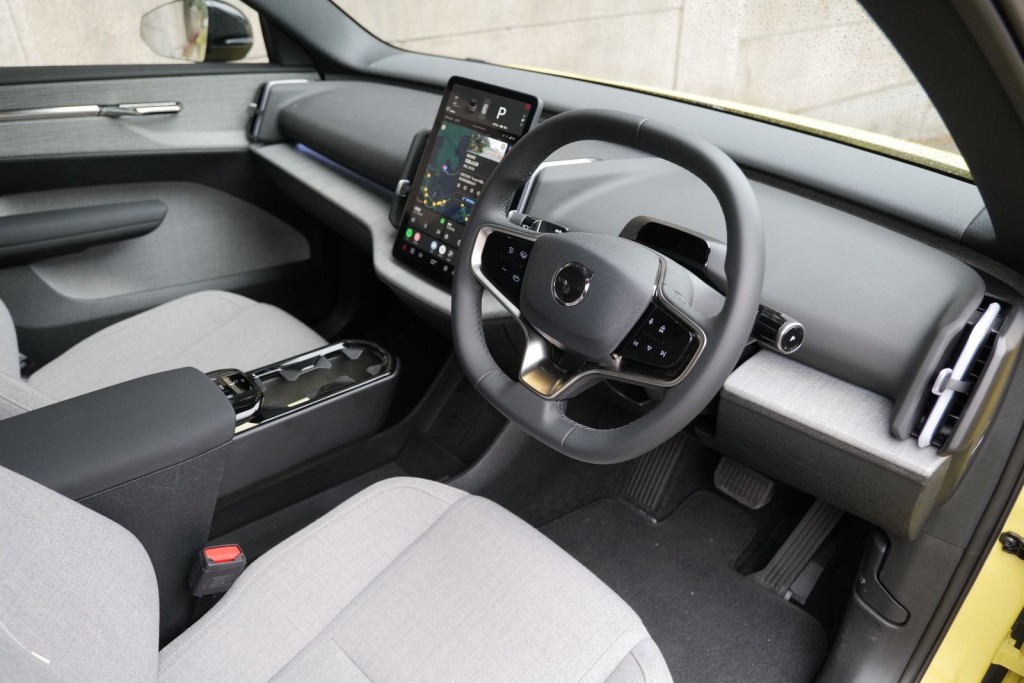 Volvo今年打头阵到港是全新EX30电动小型SUV。