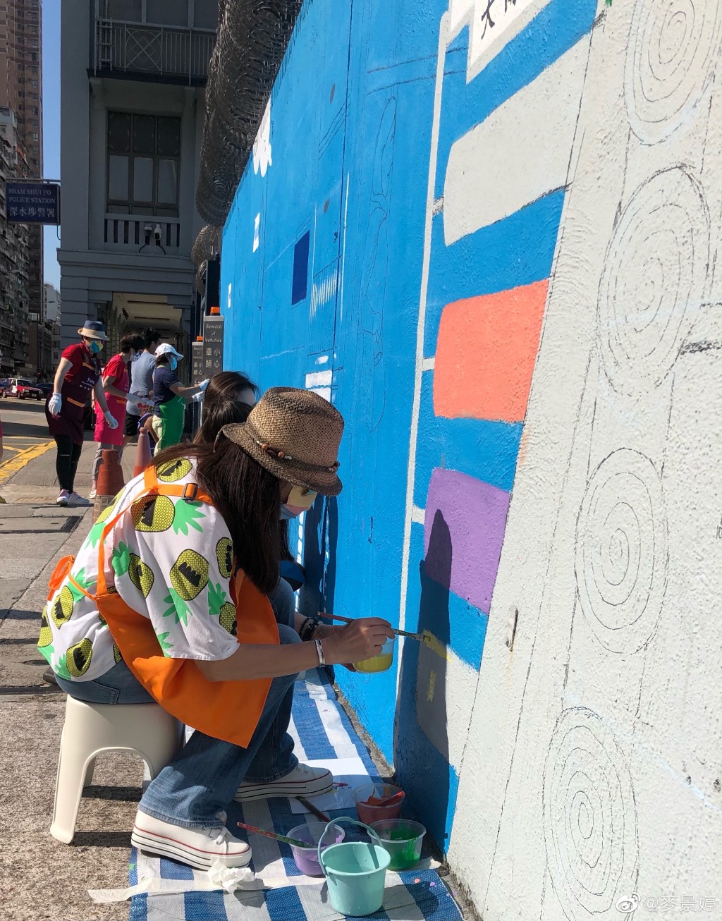 麥景婷近年經常參與街頭繪畫壁畫。