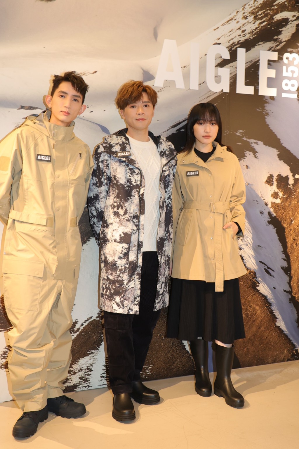Lokman(杨乐文）、Frankie (陈瑞辉）及陈汉娜出席时装品牌秋冬系列发布会。