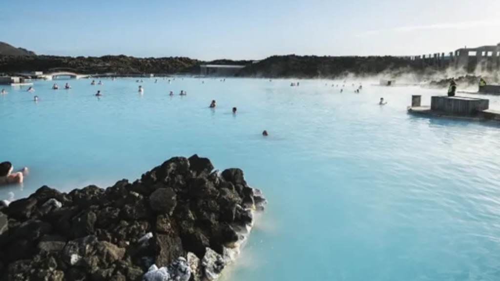 藍湖溫島是冰島著名點。www.visiticeland.com 藍湖溫島是冰島著名點。www.visiticeland.com