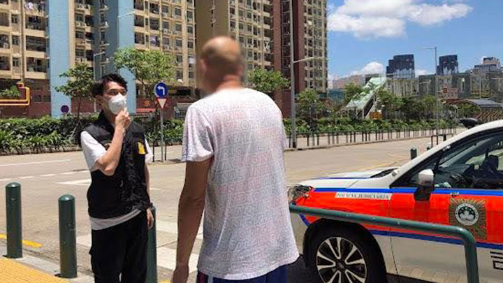 當局指自7月11日至今日下午3時,累計有25人涉違規而被檢控,主要與跑步和沒有佩戴好口罩有關。