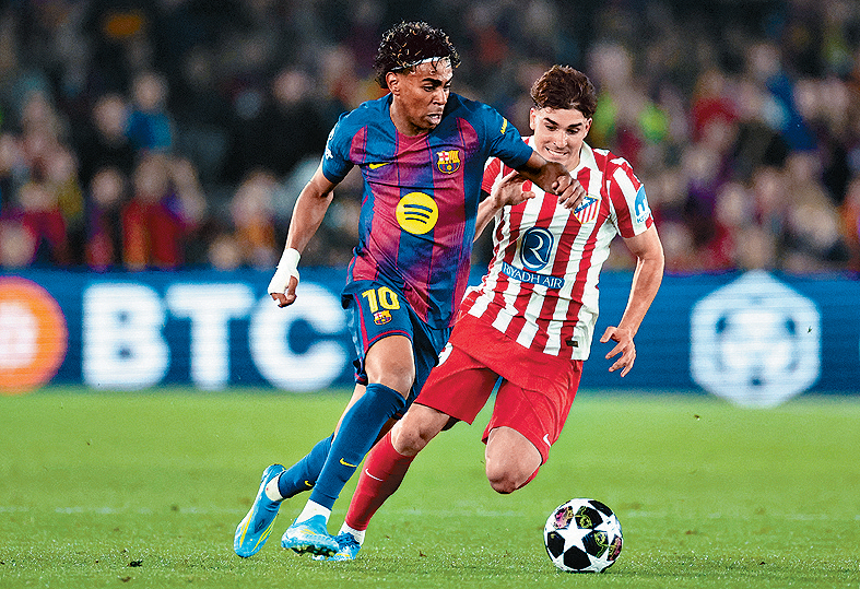 艾華利斯（右）在今季歐聯已入9球。