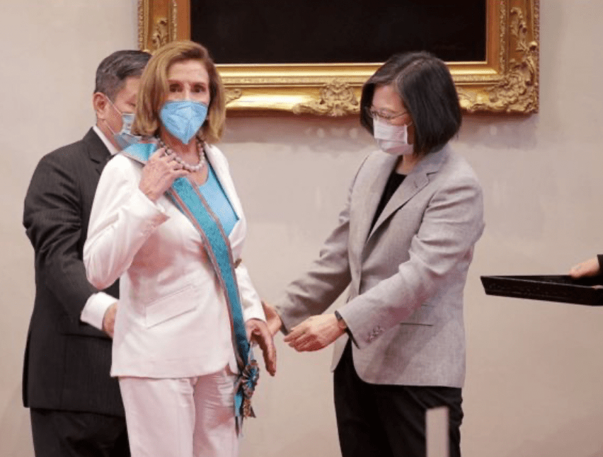 前眾議院議長裴洛西（Nancy Pelosi）去年8月訪問台灣，北京向美國提出嚴正交涉。
