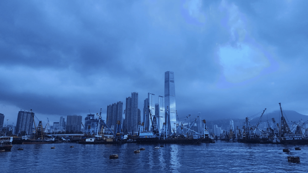 今日（31日）過去一兩小時，新界部分地區錄得超過5毫米雨量。黎志偉攝