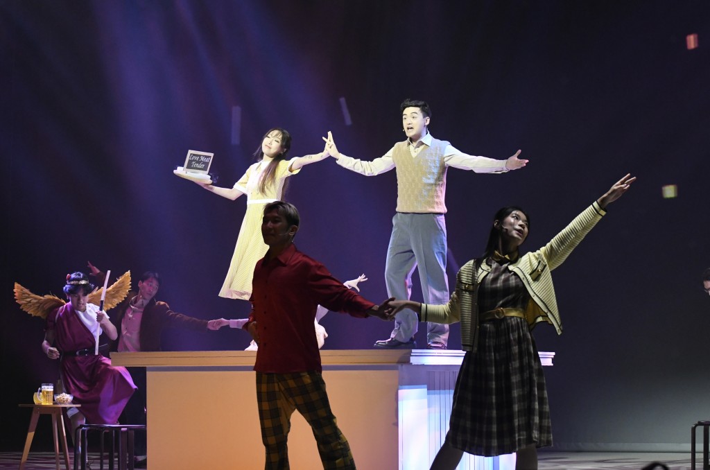 他指，中心將劇院預留作長期演出用途，支持業界持續發展。