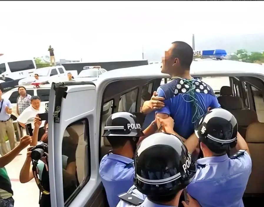 疑犯当年被捕情况。