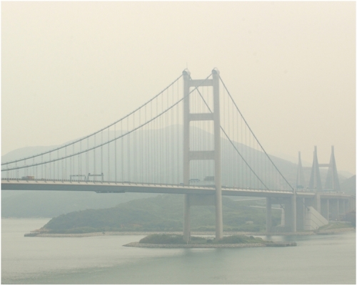 青馬大橋。