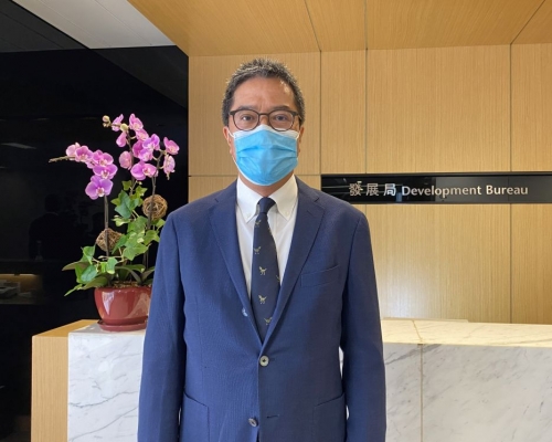 黃偉綸說,發展局及其轄下部門,合共創造逾6 500個短期職位。網上圖片