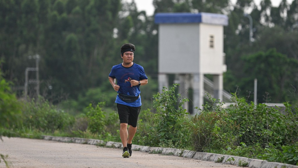 跑步達到預警心率，就應該逐步降速。資料圖片