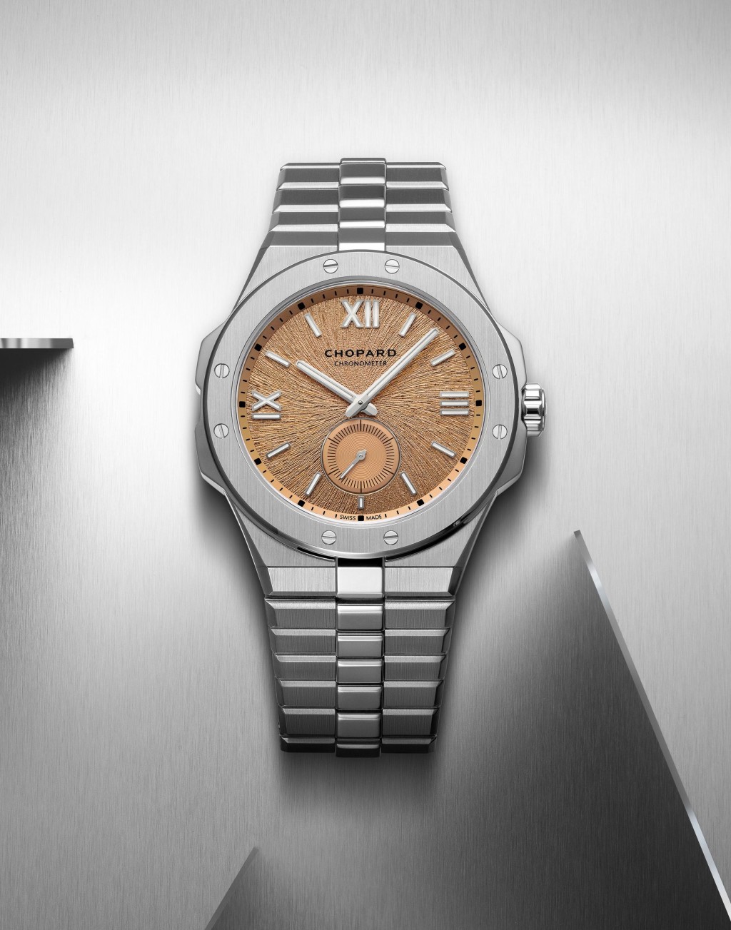 Chopard Alpine Eagle 41 XPS，41mm Lucent Steel精鋼表殼，L.U.C 96.01-L自動機芯，售價/$179,000。