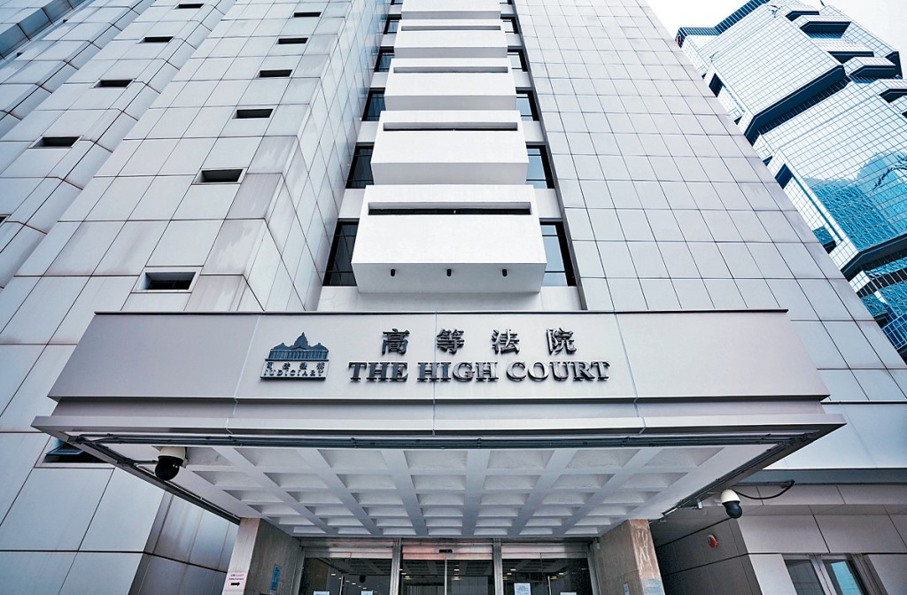 機電工程署高級屋宇裝備工程師認收賄洗黑錢等6罪，願意向政府賠償380萬元。