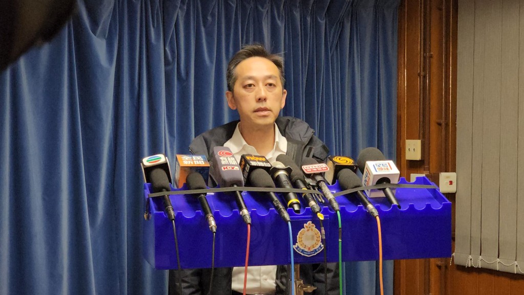 油尖警區助理指揮官（刑事）警司程知仁向傳媒交代案情。黎志偉攝