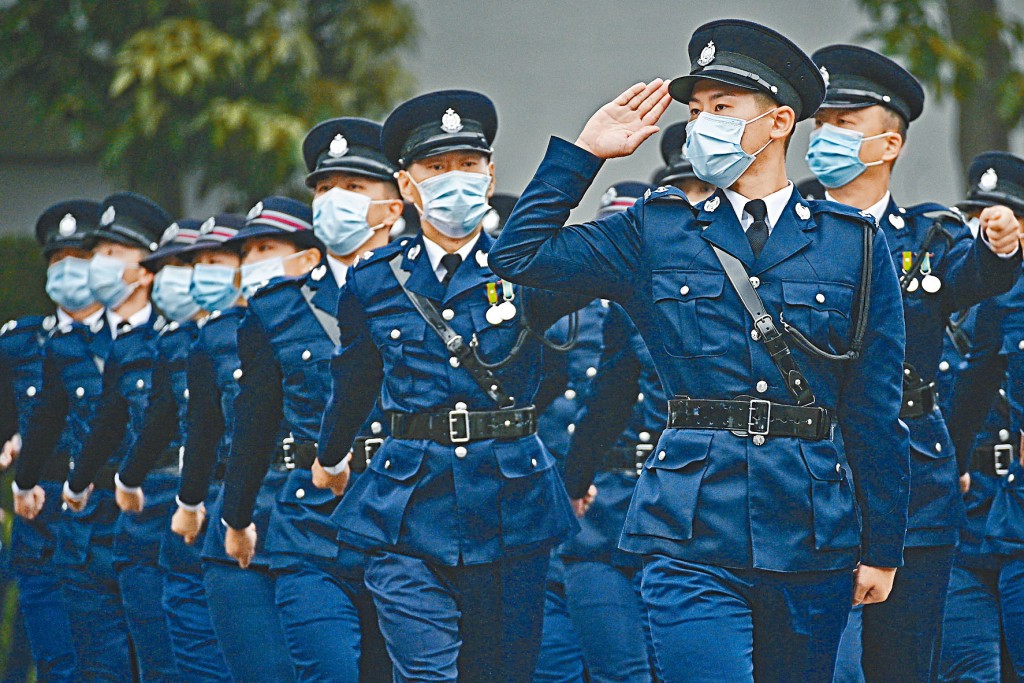 紀常會報告書倡議加人工，警員的起薪加至每月二萬六千一百九十元。