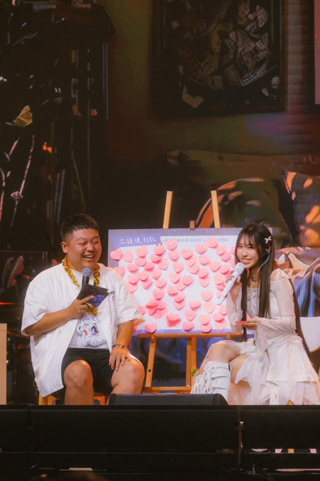 除了音乐演出,见面会透过问答与默契挑战,邀请粉丝与刘芯妤近距离互动。 除了音乐演出,见面会透过问答与默契挑战,邀请粉丝与刘芯妤近距离互动。