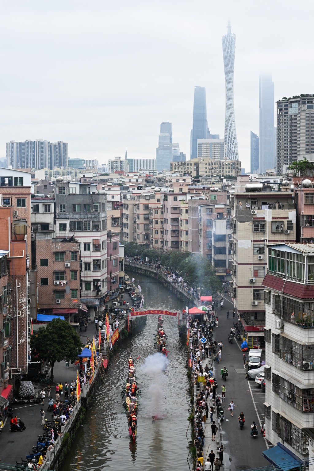 廣東首三季GDP增長4.1%,較全國平均增速低。中新社 廣東首三季GDP增長4.1%,較全國平均增速低。中新社