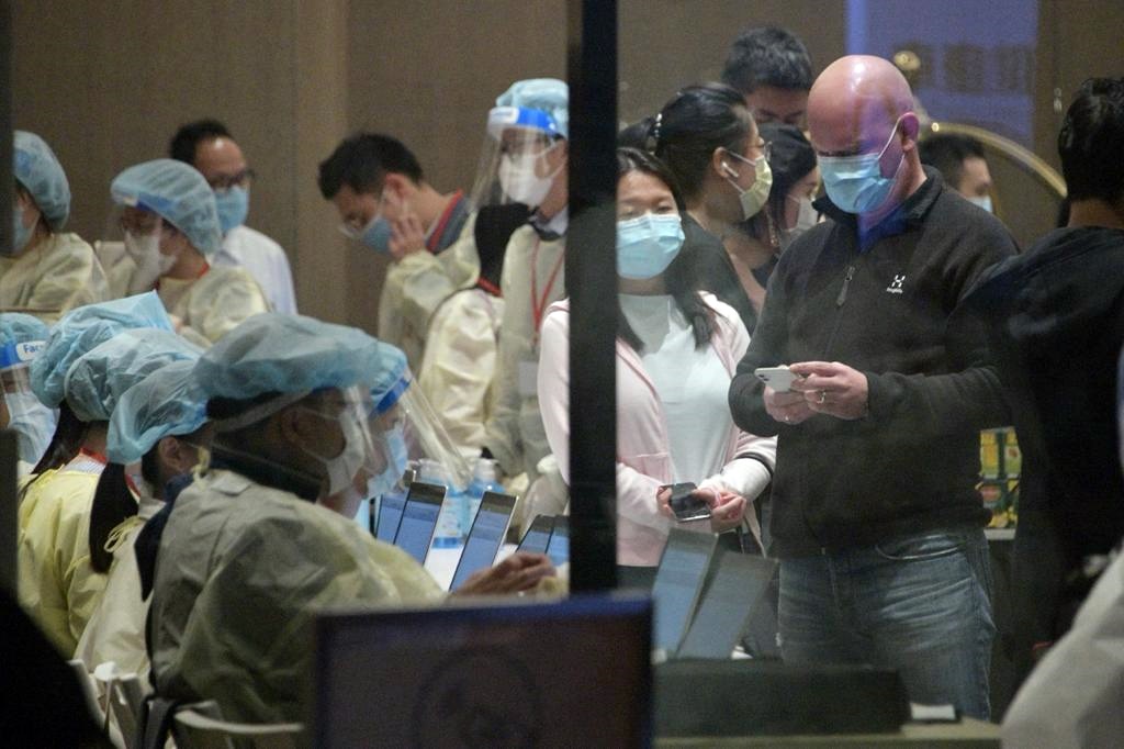 中心提醒與尖沙嘴棉登徑8號凱譽相關的指明人士，須於明日遵從強制檢測公告進行檢測。資料圖片
