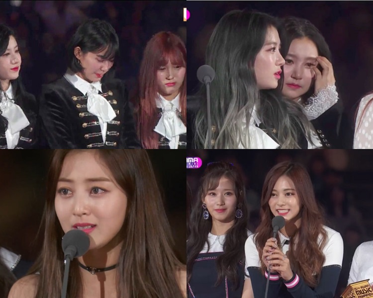 女团Pristin、Twice上台领奖时好感动。(网图)
