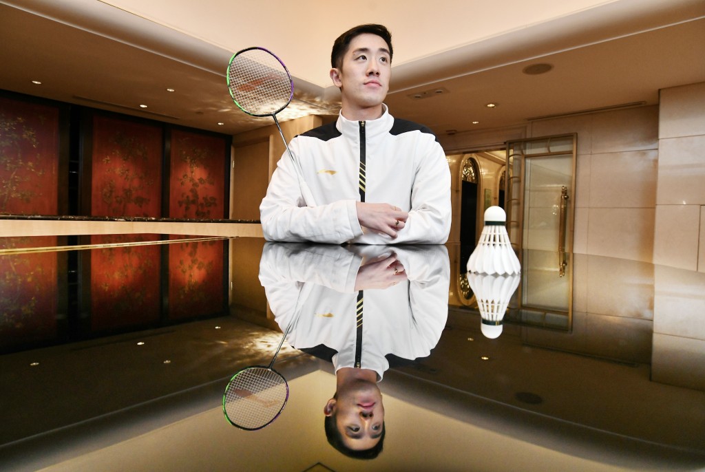 俊文给满分予阿雪。星岛图片