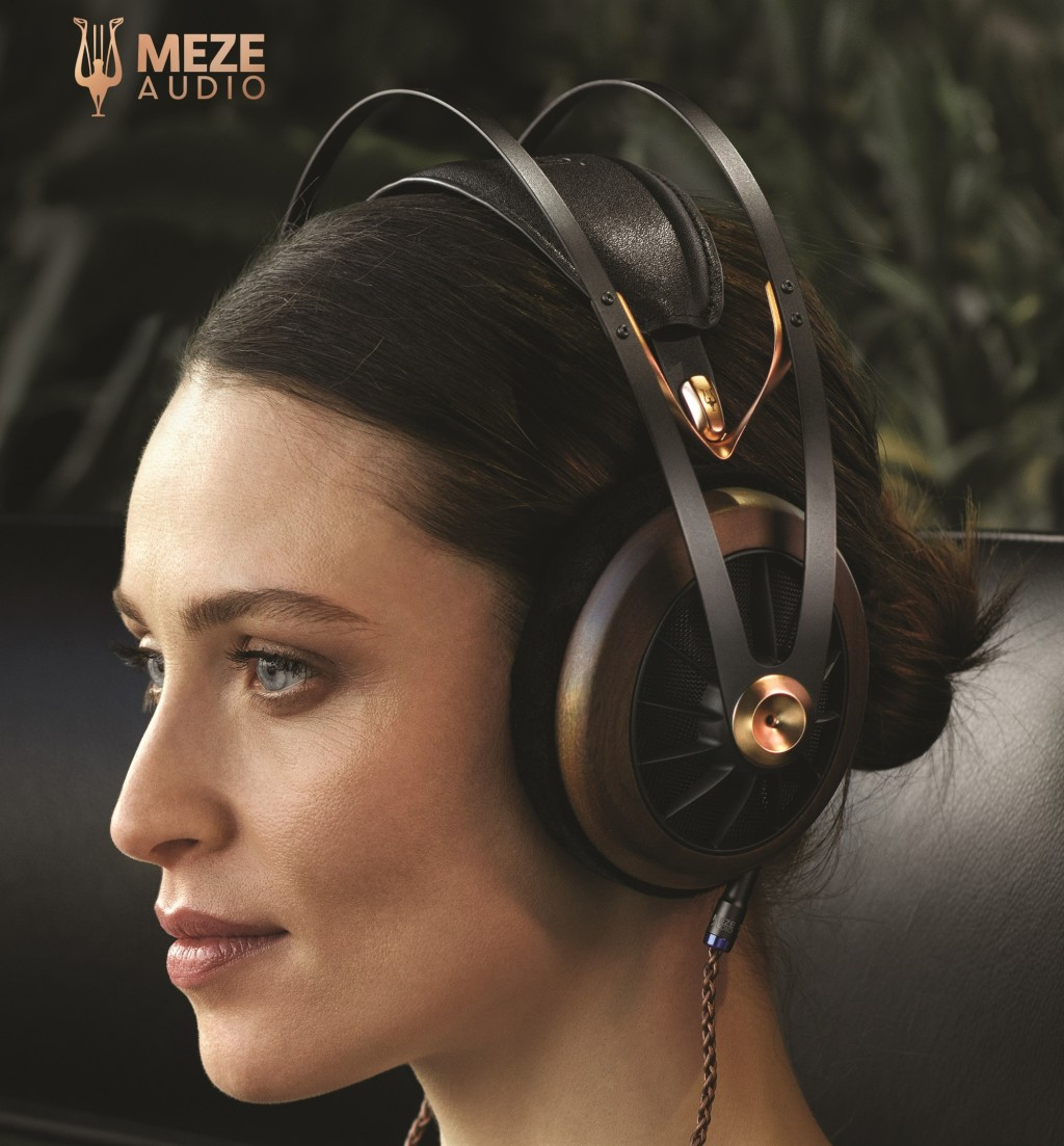 Meze Audio 109 Pro造工及音色媲美同廠旗艦，但定價更進取。