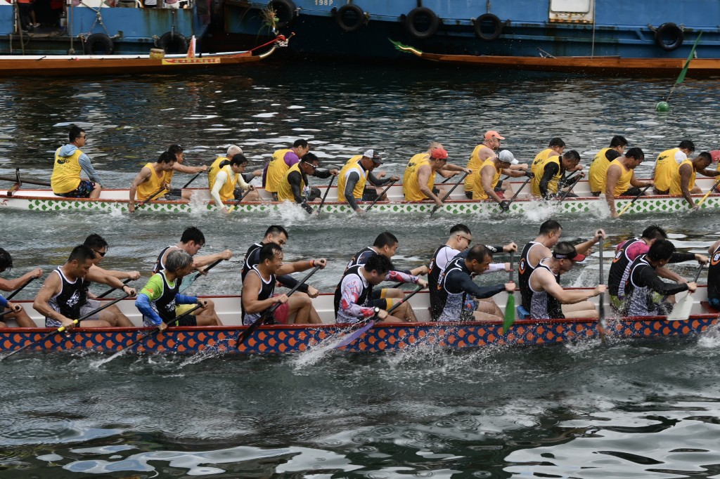 香港仔龙舟竞渡大赛2023。 蔡建新摄