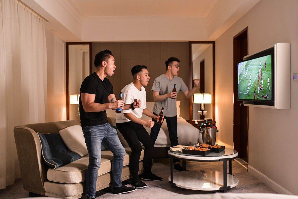 香港康得思酒店的「球迷狂欢住宿套餐」，每晚由1,098港元起。