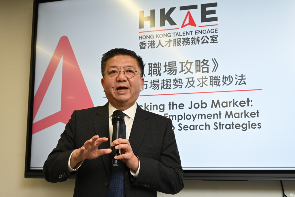 劉鎮漢現職是香港人才服務辦公室總監，據了解將於下月1日離職。