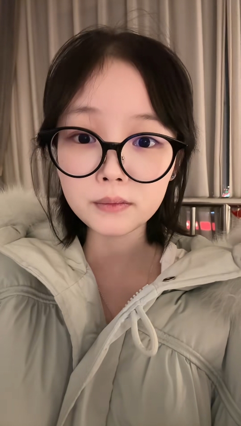 「夏夏」積極樂觀面對生活，勵志故事感動不少網民。