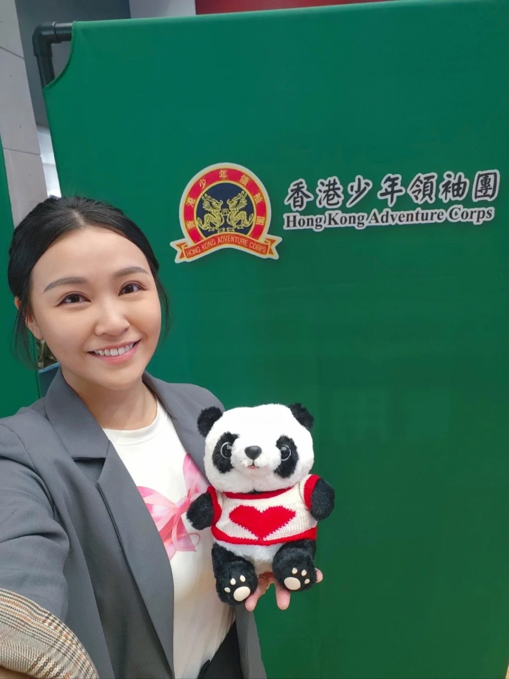黃穎君近月頻繁上載工作、生活片段到社交網。 黃穎君近月頻繁上載工作、生活片段到社交網。