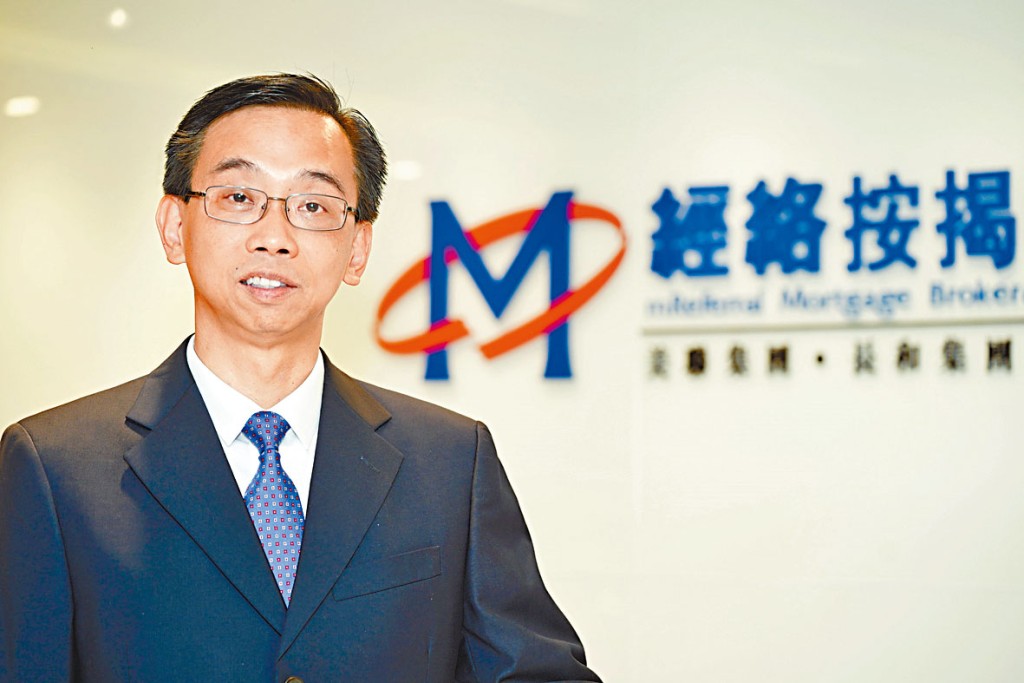 曹德明料，轉用H按的現有居屋業主不多，但新居屋業主就必選H按。