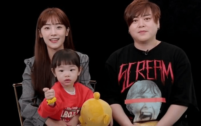 文熙俊一家三口曾出演《超人回來了》。