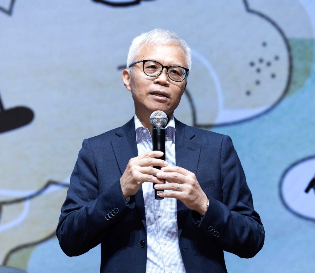 香港故宮文化博物館館長吳志華博士指博物館舉辦多元豐富的教育活動和藝術文化節目,讓年輕一代都能參與其中。