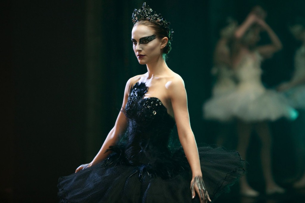 妮妲莉宝雯2011年凭住《黑天鹅》（Black Swan）横扫奥斯卡、金球奖、英国影艺学院电影奖等多个影后。
