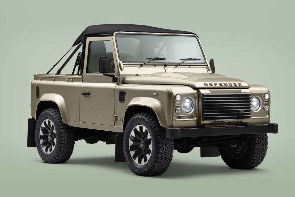 越野路華(Land Rover)Classic Defender 90 Softop