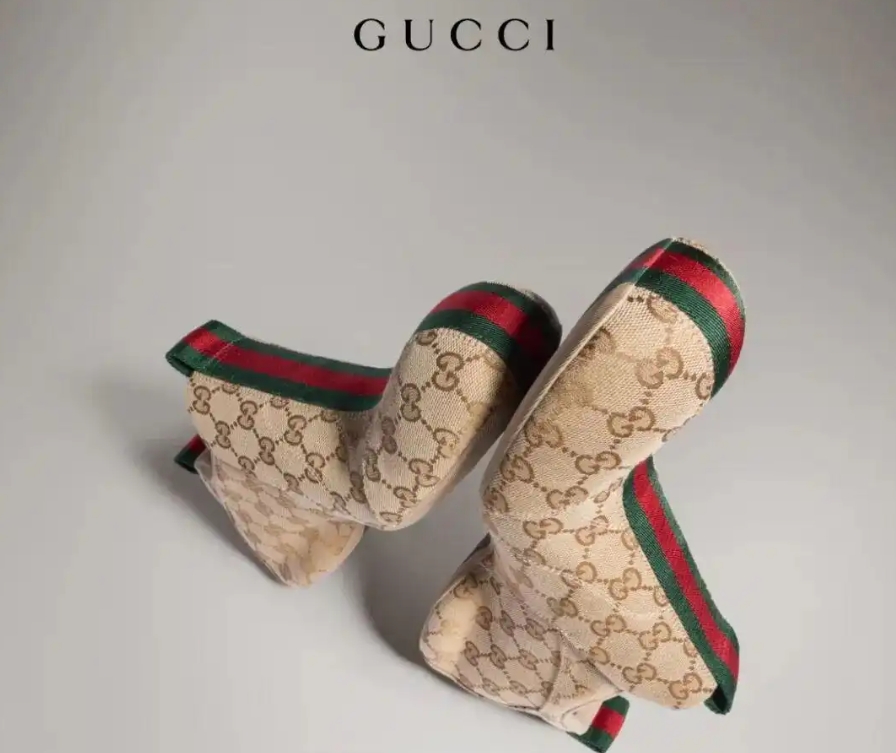 Gucci罕破百年传统！首推“中国制造”波鞋。