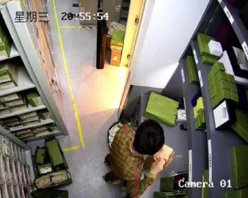 上海Gucci女店員被揭發監守自盜。（網上圖片）