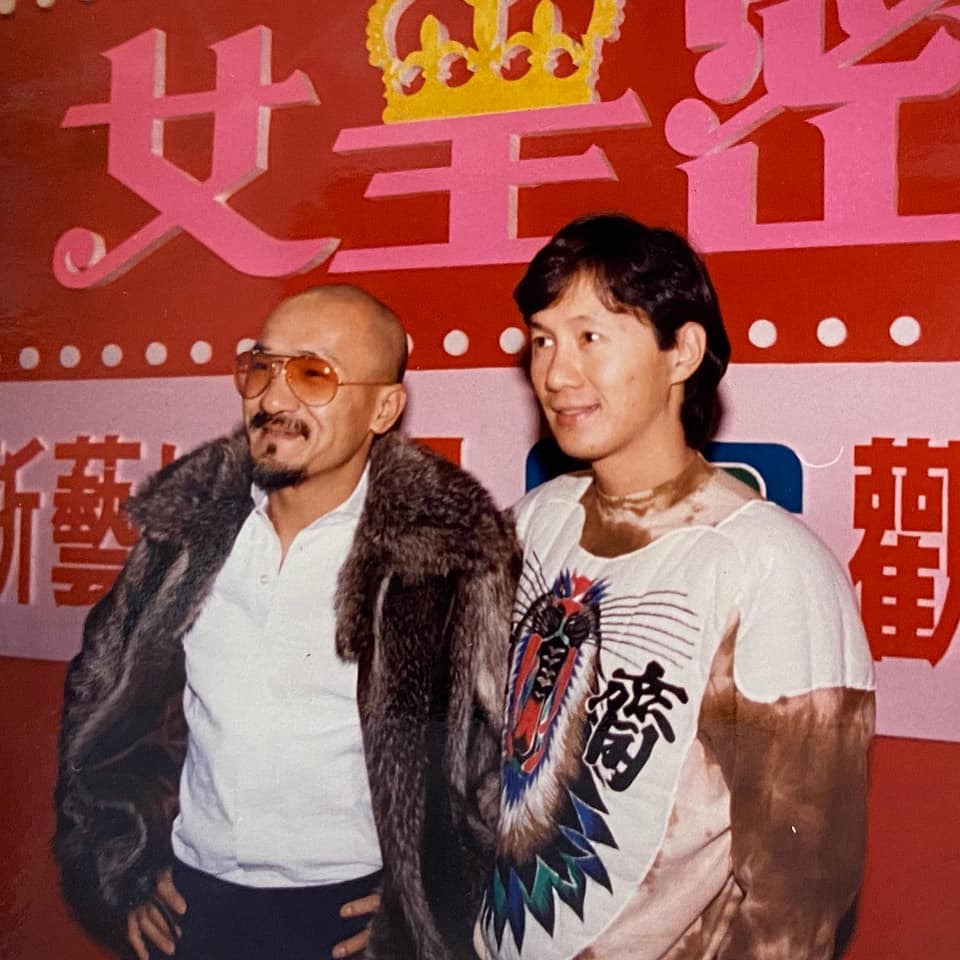 同麥嘉一齊宣傳「當年」新戲。Sam Hui許冠傑 FB