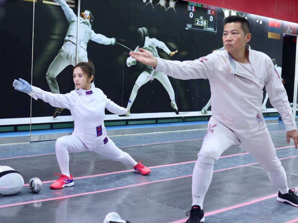 Judy指劇中師傅鄭子誠常畀意見,令她獲益良多。