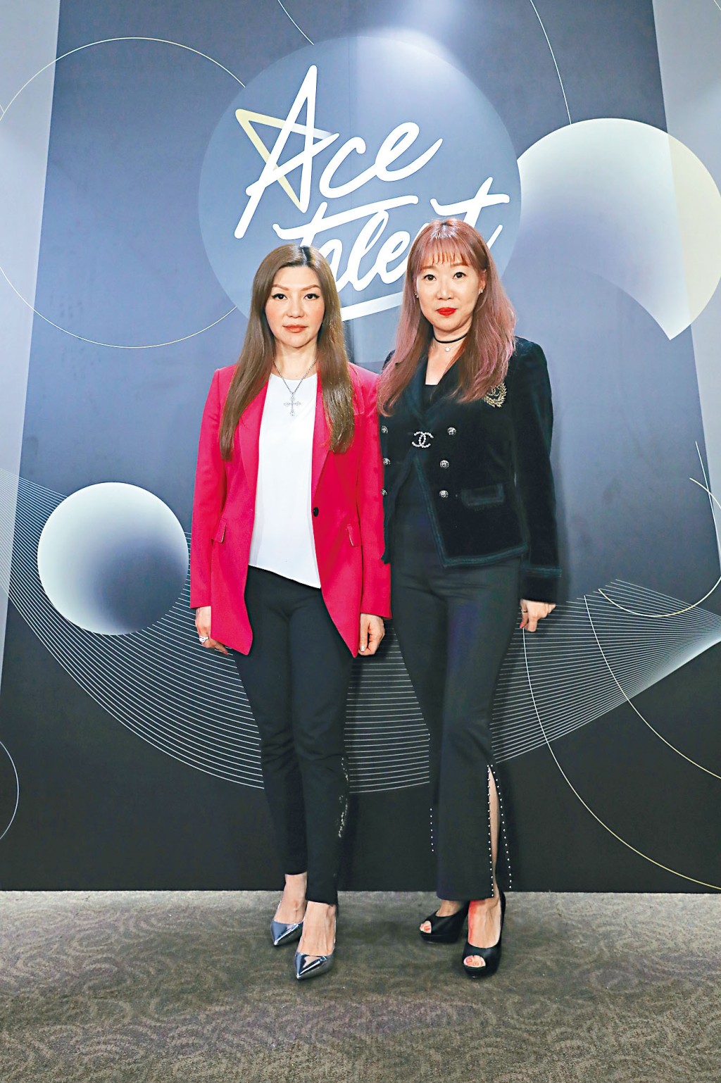 「美容教主」唐安麒（右）擔任大會首席執行官，並邀請大灣區傑出企業家蔡加敏（左）出任評審。