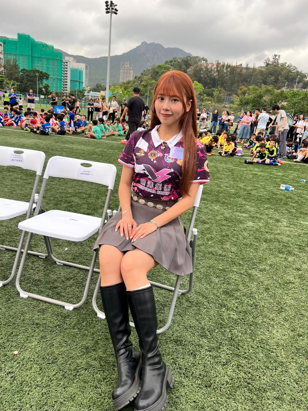 終於可以坐低休息。