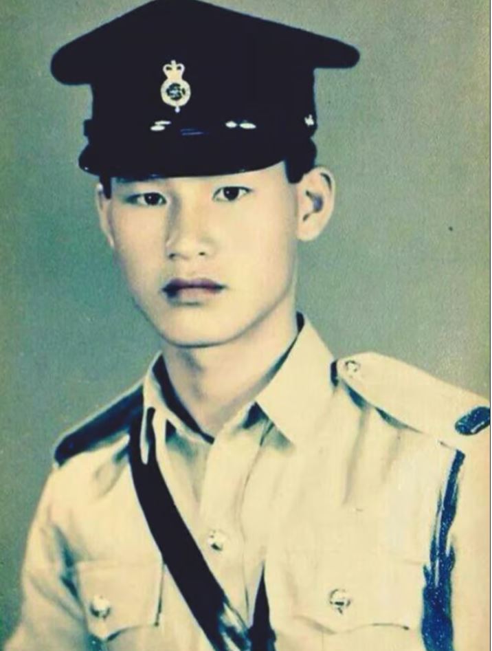 陈惠敏年青时曾经做过警察。