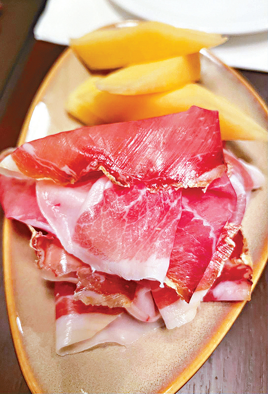 黑豬火腿配蜜瓜