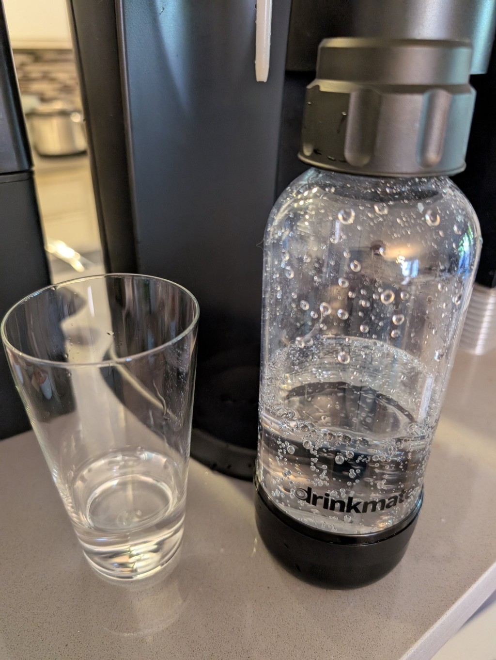 近年流行在家中自製有氣飲料。 X@nahi