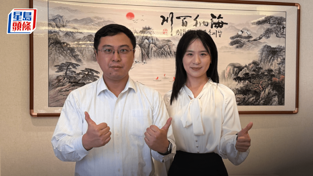 人瑞人才（6919）副總裁及財務總監李文佳（左），以及人瑞人才投資者關係部副總經理蔣盈盈（右）。