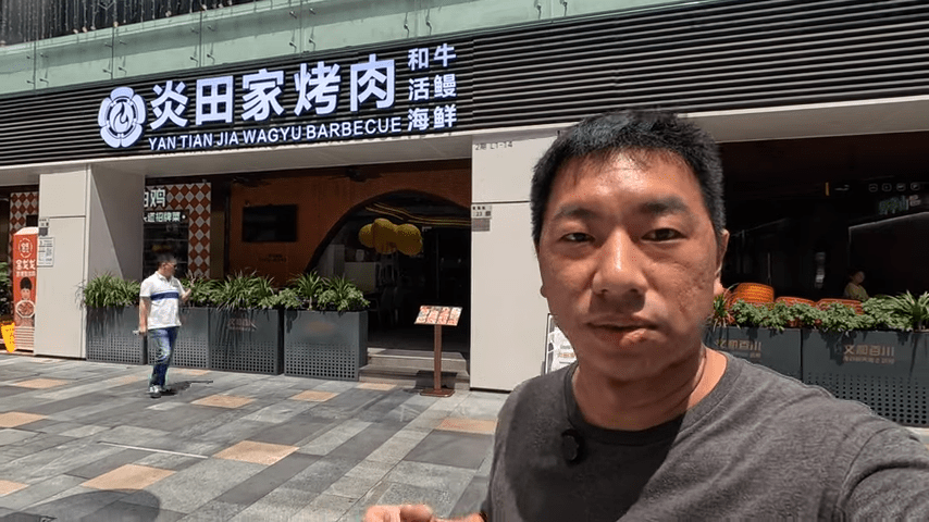 擁有逾十萬追蹤者的香港網紅「David大衛」。（圖片來源：YouTube @David 大衛）