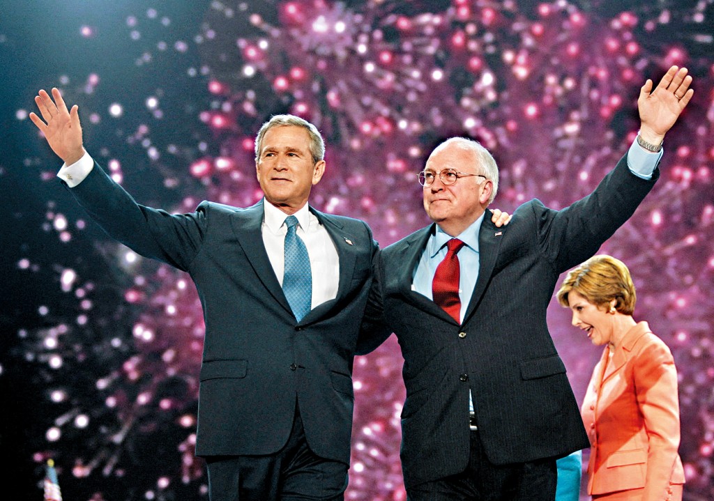 2004年，美國正副總統布殊和切尼出席共和黨全國大會。