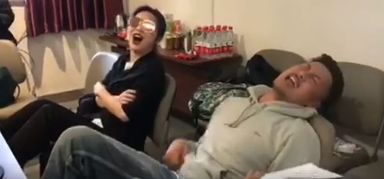 千嬅聽到笑晒。